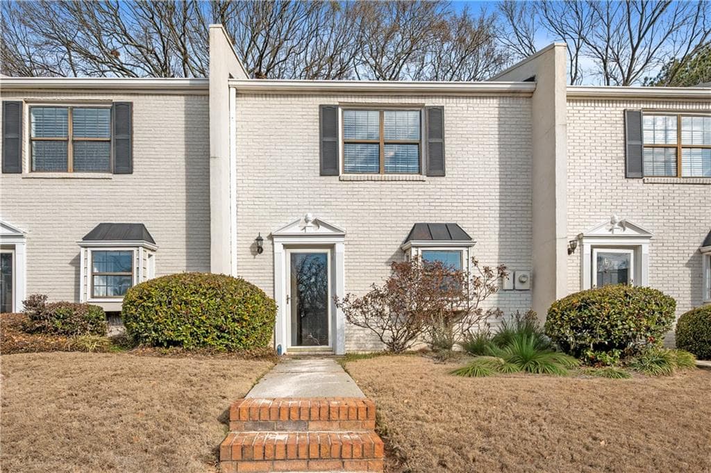 2 bedroom, 3 bathroom, 1,330 sq ft condominium for rent at 1771 Defoor Avenue D, Atlanta, GA 30318 for $2,000 a month — photo 1 of 25