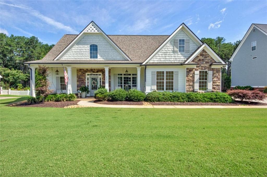 4 bedroom, 3 bathroom, 2,572 sq ft single family residence for sale at 2501 Morningside Way, Watkinsville, GA 30677