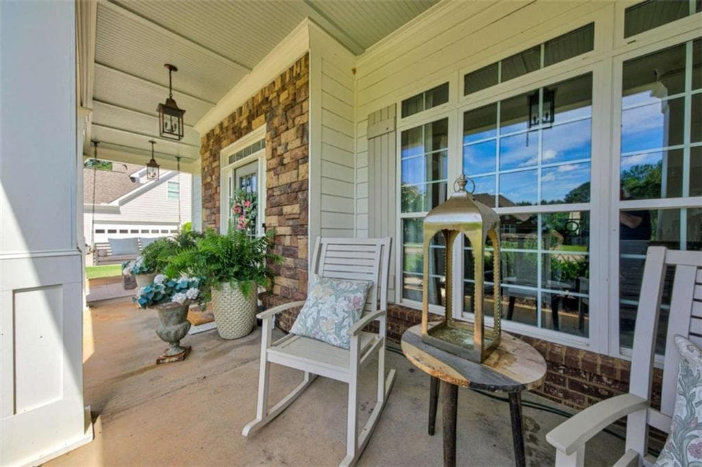 4 bedroom, 3 bathroom, 2,572 sq ft single family residence for sale at 2501 Morningside Way, Watkinsville, GA 30677 — photo 3