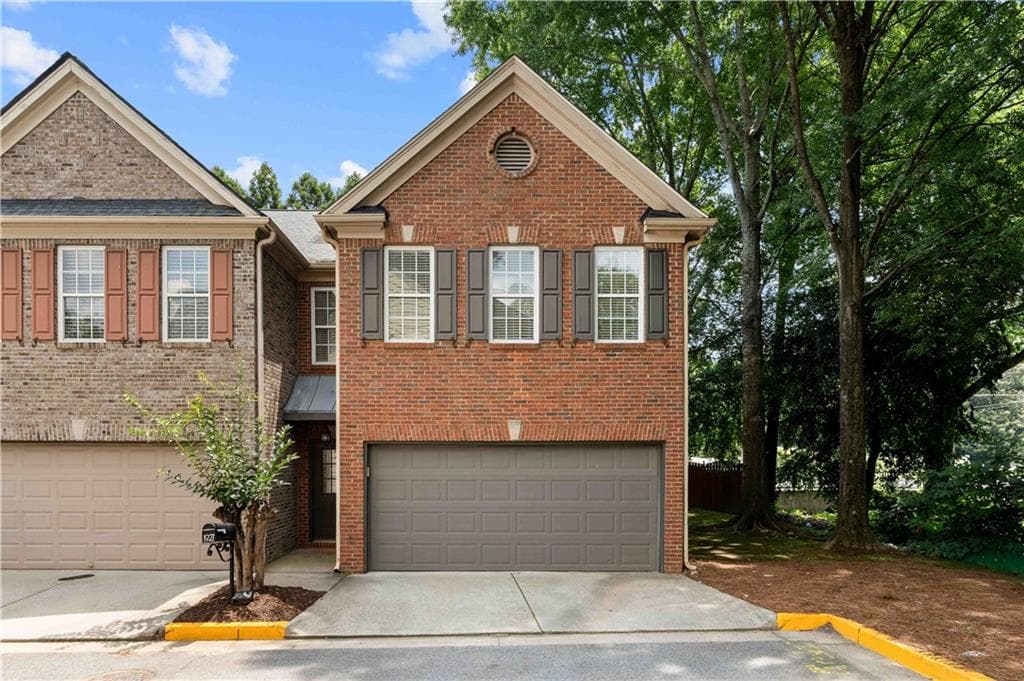3 bedroom, 3 bathroom, 1,845 sq ft townhouse sold at 1927 Harrison Park Drive, Atlanta, GA 30341