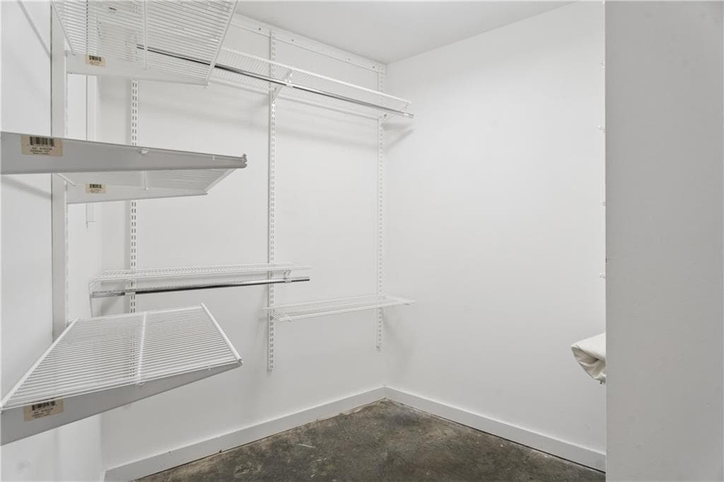 2 bedroom, 2 bathroom, 1,116 sq ft condominium under contract at 660 Glen Iris Drive 305, Atlanta, GA 30308 — photo 9