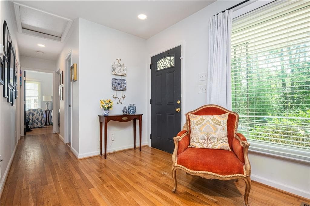 2 bedroom, 2 bathroom, 1,100 sq ft single family residence for sale at 1428 Sandy Lane, Decatur, GA 30032 — photo 5