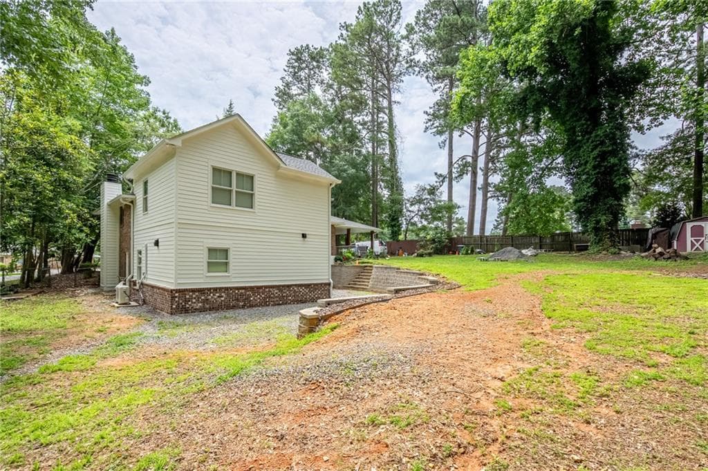 4 bedroom, 3 bathroom, 2,052 sq ft single family residence for sale at 3430 Hillbrook Court, Marietta, GA 30008 — photo 6
