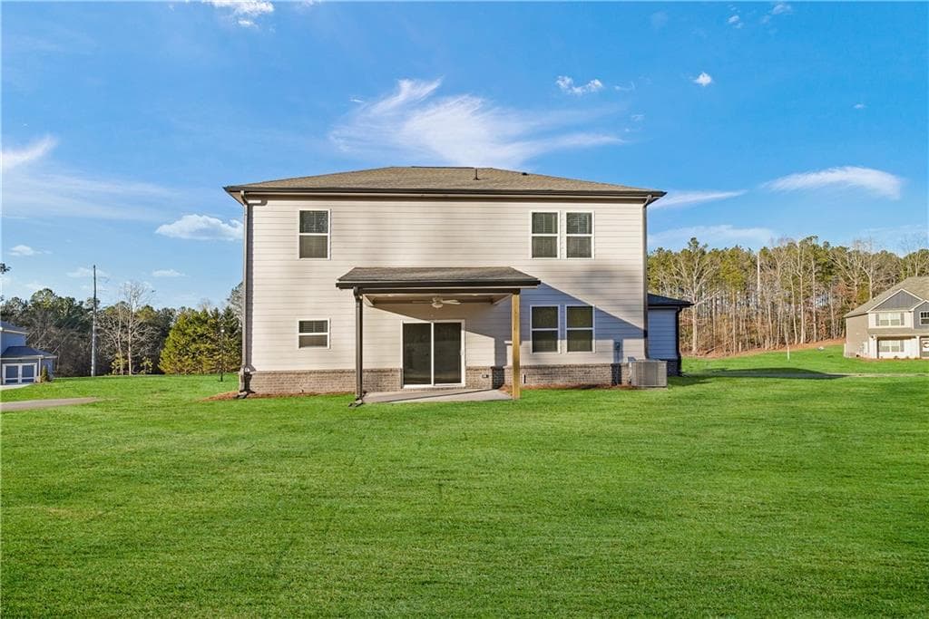 5 bedroom, 4 bathroom, 2,220 sq ft single family residence under contract at 421 Panther Creek Lane, Jackson, GA 30233 — photo 4
