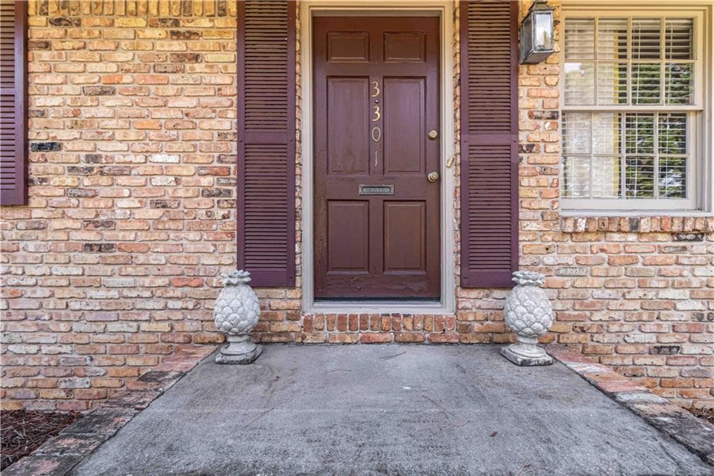2 bedroom, 2 bathroom, 1,260 sq ft condominium for sale at 3301 Stonecrest Court, Atlanta, GA 30341 — photo 3