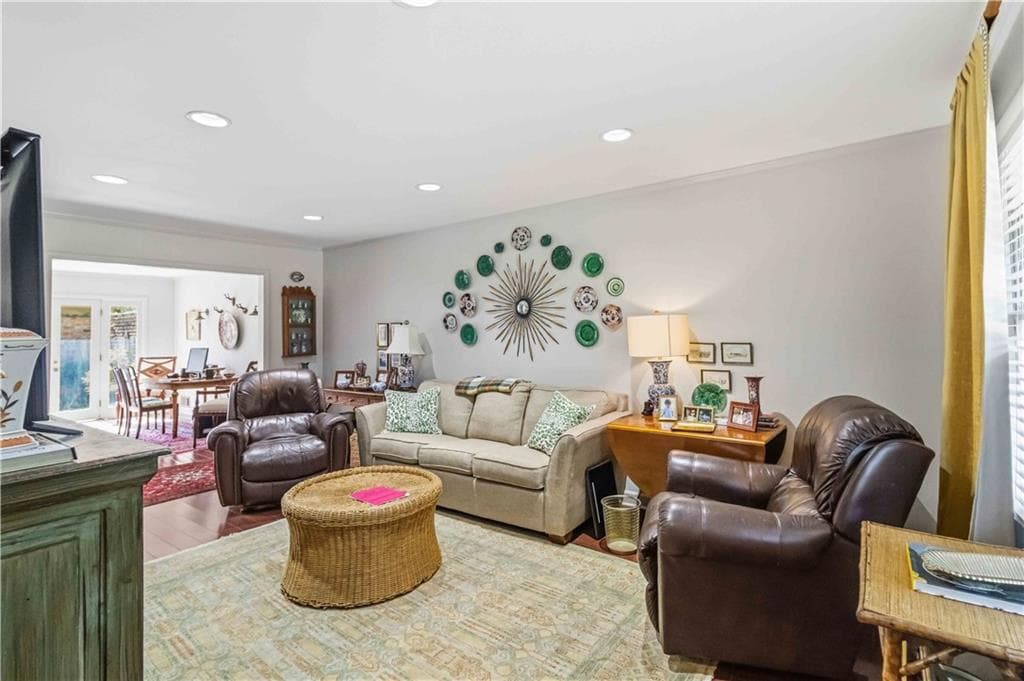2 bedroom, 2 bathroom, 1,260 sq ft condominium for sale at 3301 Stonecrest Court, Atlanta, GA 30341 — photo 5