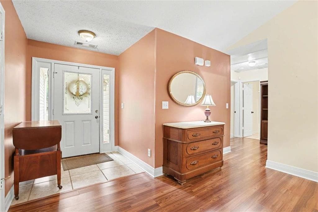 3 bedroom, 2 bathroom, 1,678 sq ft single family residence for sale at 157 Cabots Creek Drive, Jefferson, GA 30549 — photo 5