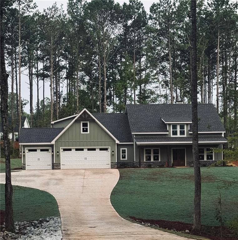 4 bedroom, 3 bathroom, 2,449 sq ft single family residence under contract at 105 Holly Branch Path, Rockmart, GA 30153