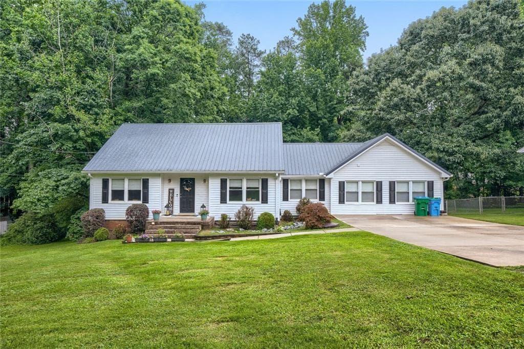 4 bedroom, 3 bathroom, 2,486 sq ft single family residence for sale at 5042 Stephens Drive, Lilburn, GA 30047