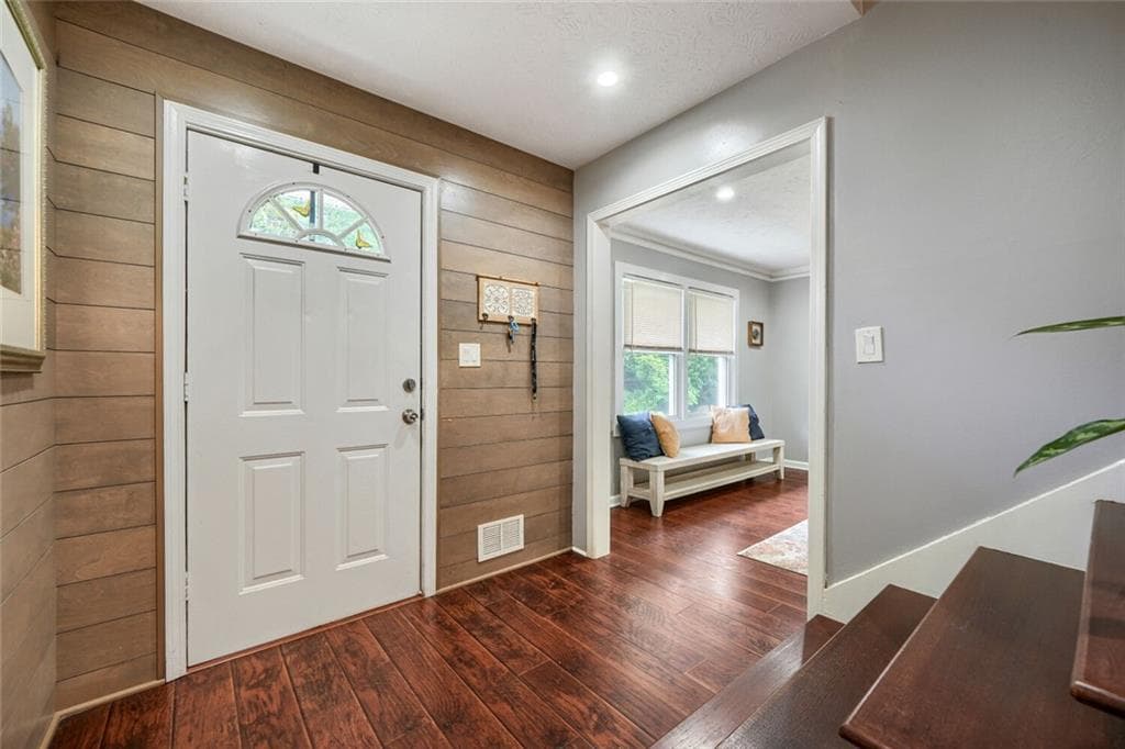 4 bedroom, 3 bathroom, 2,486 sq ft single family residence for sale at 5042 Stephens Drive, Lilburn, GA 30047 — photo 4