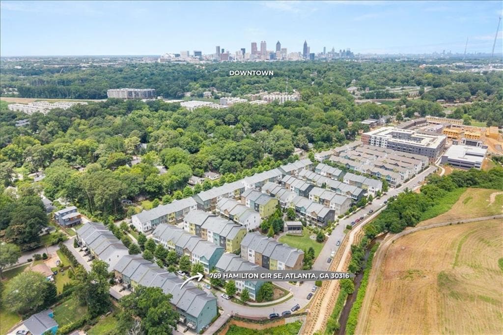 3 bedroom, 4 bathroom, 2,073 sq ft townhouse for sale at 769 Hamilton Circle, Atlanta, GA 30312 — photo 2