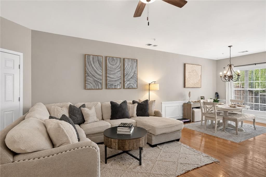 3 bedroom, 3 bathroom, 1,638 sq ft townhouse for sale at 251 Kigian Trail, Woodstock, GA 30188 — photo 2
