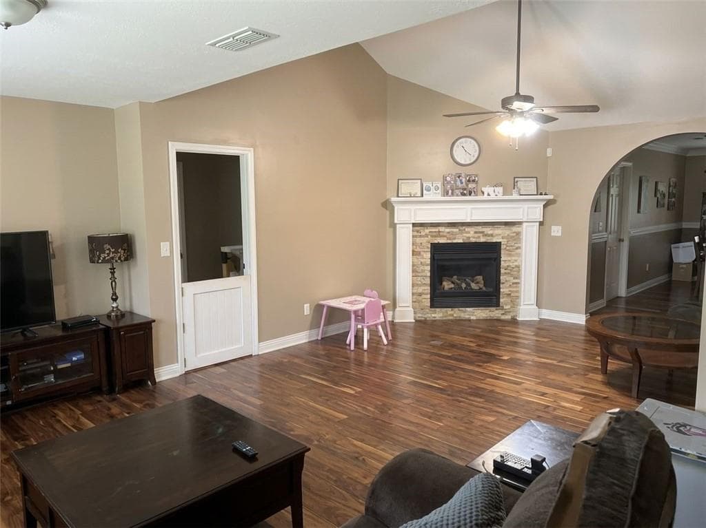 3 bedroom, 2 bathroom, 1,725 sq ft single family residence for sale at 55 Riverbrooke Terrace, Covington, GA 30016 — photo 3