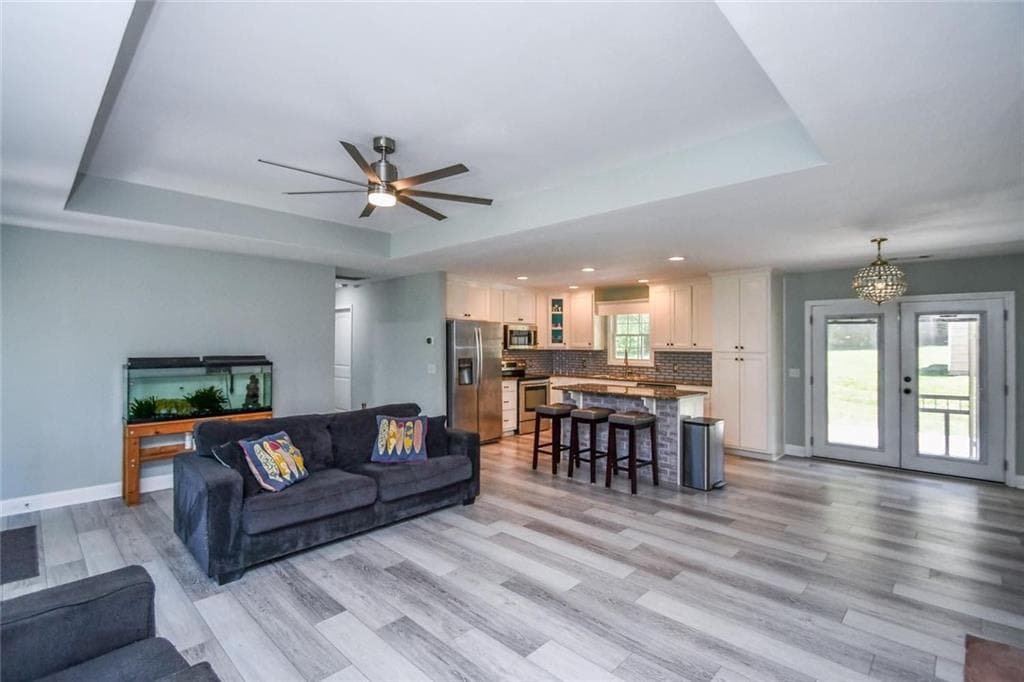 3 bedroom, 2 bathroom, 1,785 sq ft single family residence for sale at 75 Eastgate Drive, Dawsonville, GA 30534 — photo 3