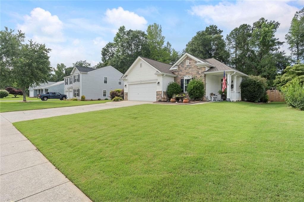 3 bedroom, 2 bathroom, 1,734 sq ft single family residence sold at 173 Autumn Creek Drive, Dallas, GA 30157