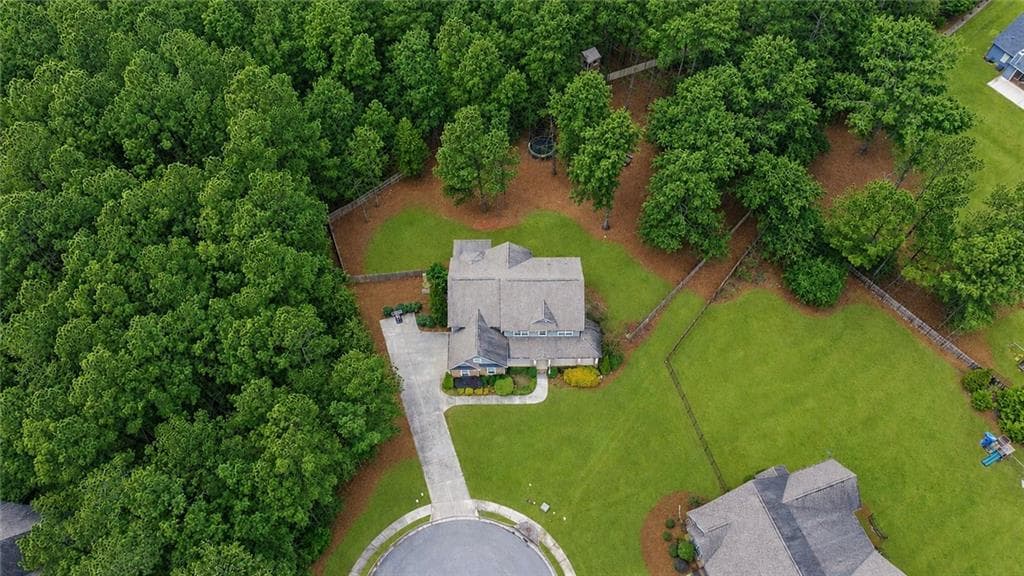 6 bedroom, 4 bathroom, 4,408 sq ft single family residence under contract at 3617 Satilla Drive, Monroe, GA 30656 — photo 2