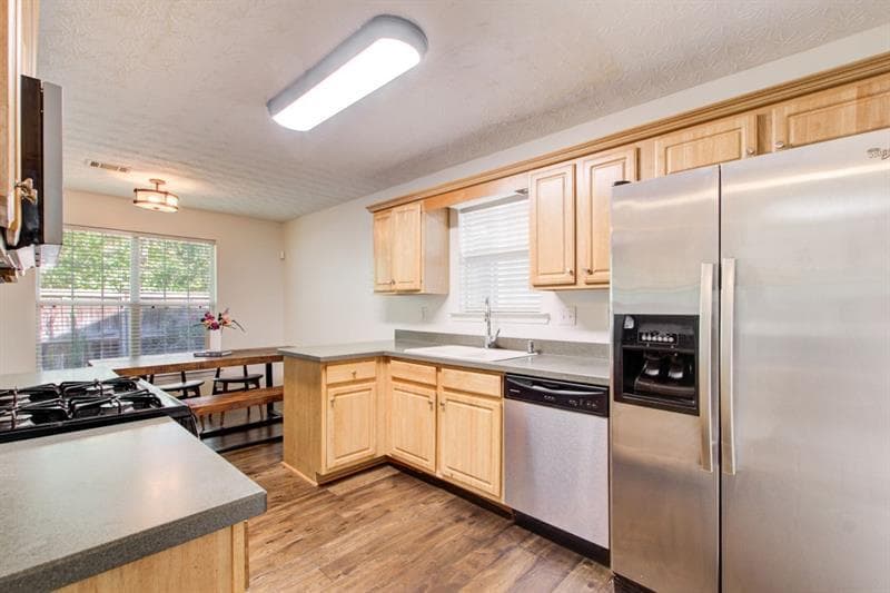 3 bedroom, 3 bathroom single family residence for rent at 1204 Gates Circle, Atlanta, GA 30316 for $2,375 a month — photo 5