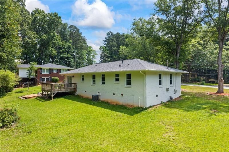 3 bedroom, 2 bathroom, 1,328 sq ft single family residence for rent at 1314 Hidden Circle, Sugar Hill, GA 30518 for $2,100 a month — photo 5