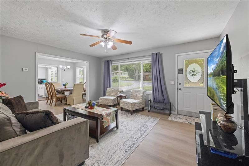 3 bedroom, 2 bathroom, 1,328 sq ft single family residence for rent at 1314 Hidden Circle, Sugar Hill, GA 30518 for $2,100 a month — photo 8