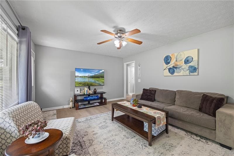 3 bedroom, 2 bathroom, 1,328 sq ft single family residence for rent at 1314 Hidden Circle, Sugar Hill, GA 30518 for $2,100 a month — photo 9