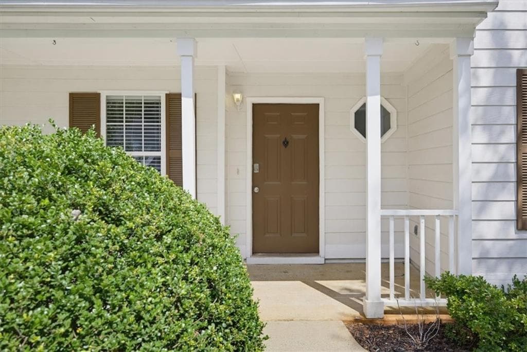 3 bedroom, 3 bathroom, 1,771 sq ft single family residence under contract at 4869 Noah Ridge, Acworth, GA 30101 — photo 2