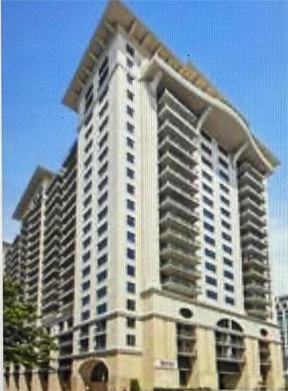 2 bedroom, 2 bathroom, 1,233 sq ft condominium for rent at 3040 Peachtree Road 1911, Atlanta, GA 30305 for $3,600 a month — photo 2