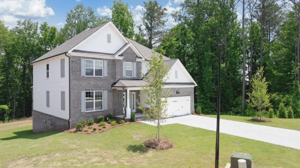 4 bedroom, 3 bathroom, 3,073 sq ft single family residence for sale at 5145 Cornel Lane, Cumming, GA 30040 — photo 2