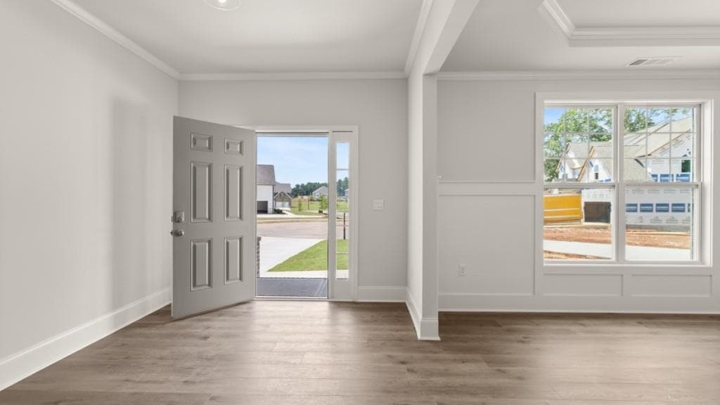 4 bedroom, 3 bathroom, 3,073 sq ft single family residence for sale at 5145 Cornel Lane, Cumming, GA 30040 — photo 4