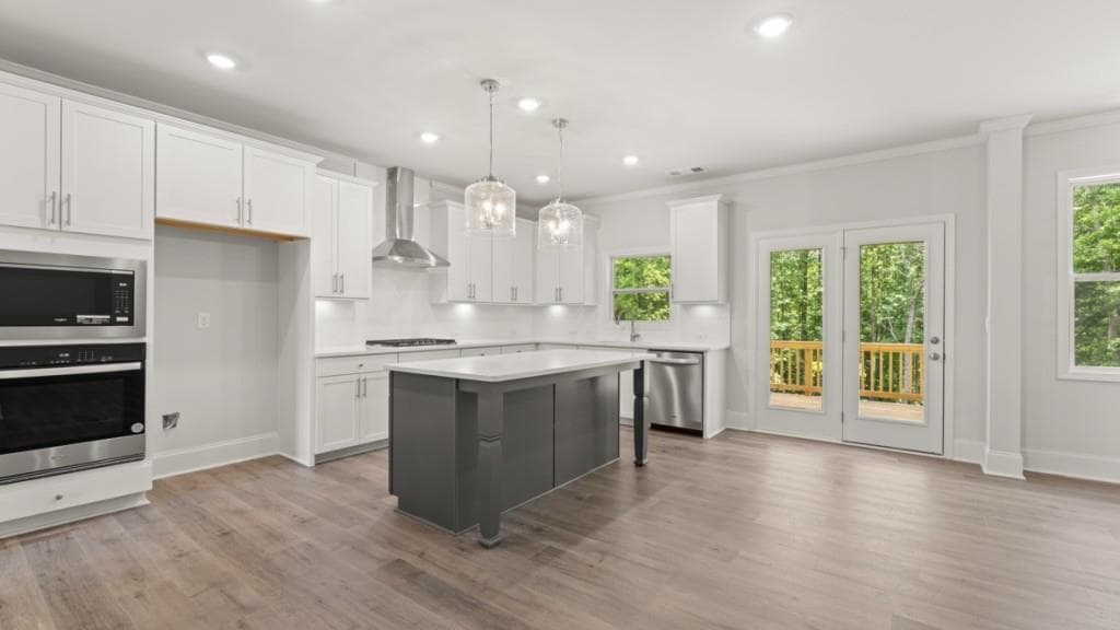 4 bedroom, 3 bathroom, 3,073 sq ft single family residence for sale at 5145 Cornel Lane, Cumming, GA 30040 — photo 7