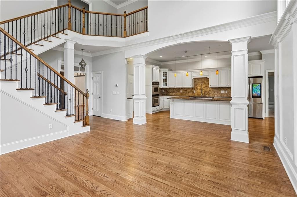 6 bedroom, 4 bathroom, 5,498 sq ft single family residence for sale at 1961 Lois Pointe, Smyrna, GA 30080 — photo 6