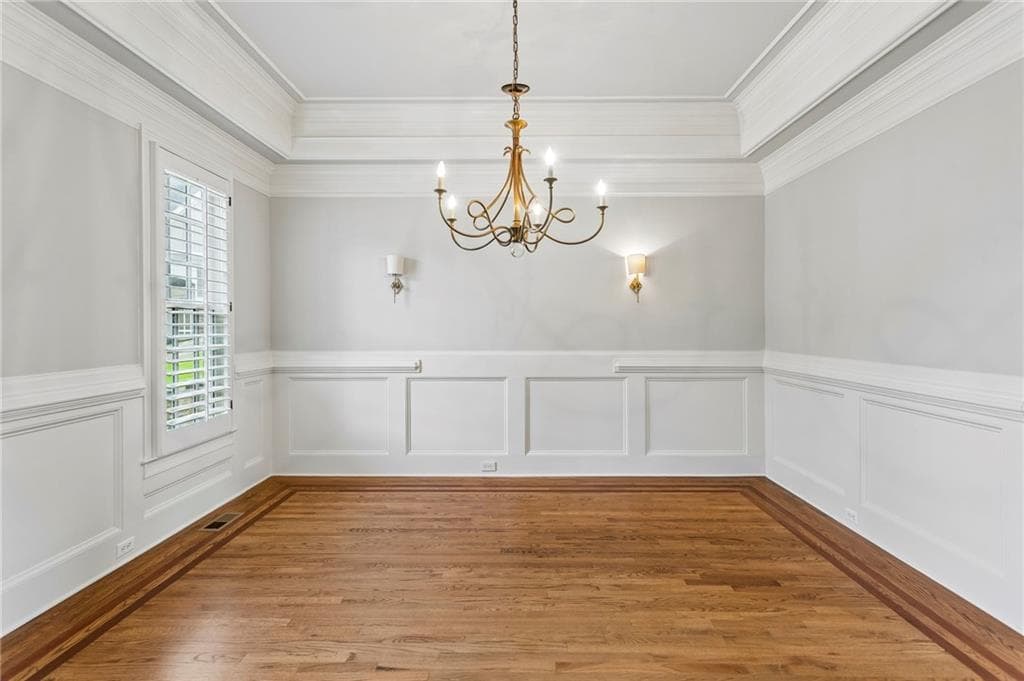 6 bedroom, 4 bathroom, 5,498 sq ft single family residence for sale at 1961 Lois Pointe, Smyrna, GA 30080 — photo 3