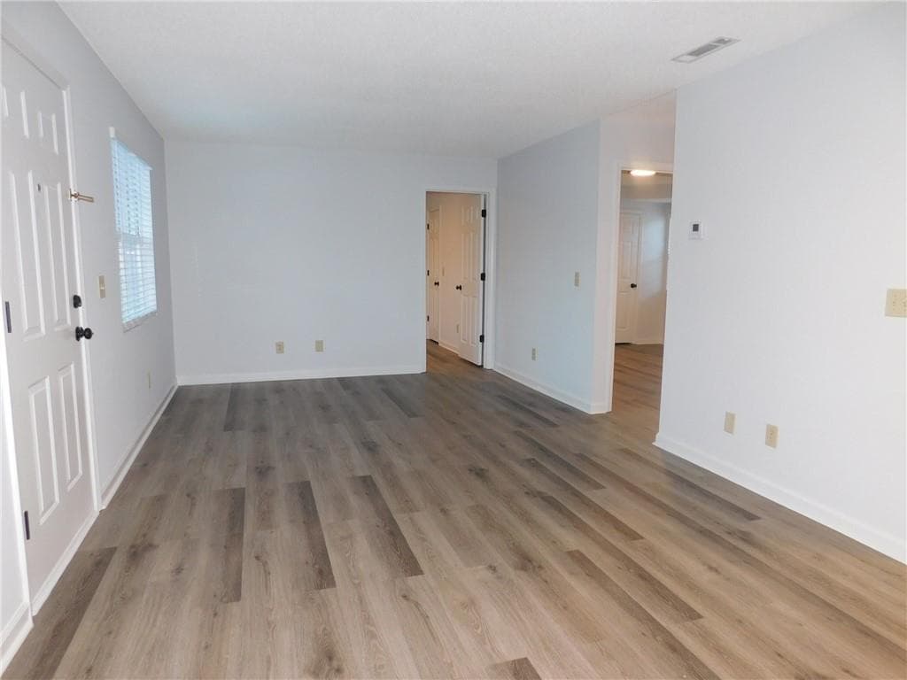 2 bedroom, 1 bathroom, 864 sq ft apartment for rent at 107 L Rock Garden Place, Dahlonega, GA 30533 for $1,230 a month — photo 2