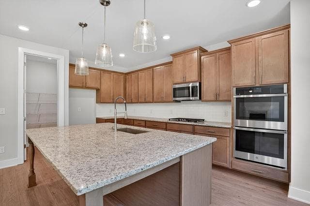 4 bedroom, 3 bathroom, 2,344 sq ft single family residence for sale at 2537 Parkside Way Lot 399, Gainesville, GA 30507 — photo 6