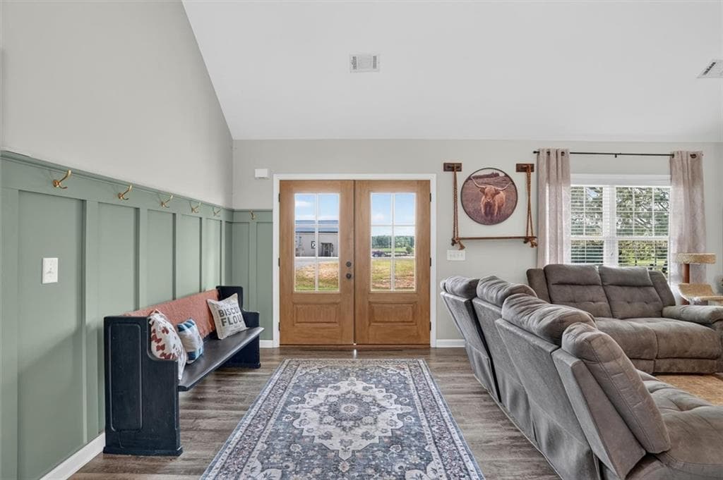 3 bedroom, 2 bathroom, 1,649 sq ft single family residence for sale at 267 Hammond Road, Calhoun, GA 30701 — photo 5