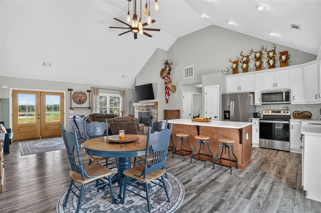 3 bedroom, 2 bathroom, 1,649 sq ft single family residence for sale at 267 Hammond Road, Calhoun, GA 30701 — photo 7