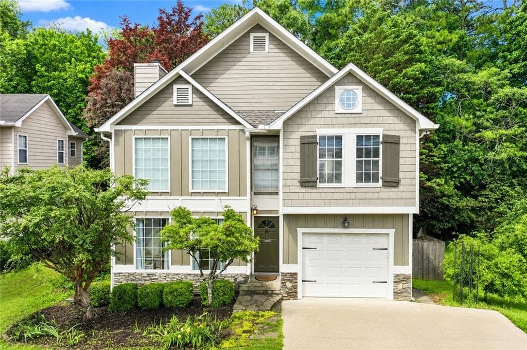 3 bedroom, 3 bathroom, 1,478 sq ft single family residence sold at 2693 Piedmont Oak Drive, Marietta, GA 30066