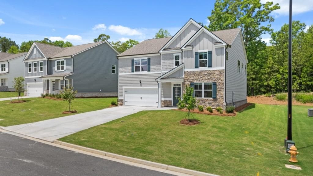 5 bedroom, 3 bathroom, 3,209 sq ft single family residence under contract at 357 Belmont Drive, Cartersville, GA 30120 — photo 2
