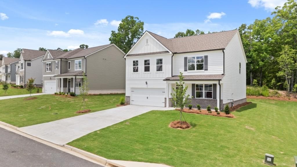 5 bedroom, 3 bathroom, 2,804 sq ft single family residence under contract at 353 Belmont Drive, Cartersville, GA 30120 — photo 2