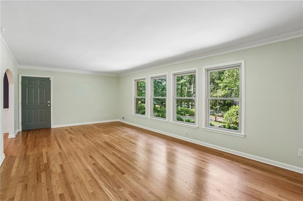4 bedroom, 3 bathroom, 3,518 sq ft single family residence under contract at 2032 Gunstock Drive, Tucker, GA 30087 — photo 6