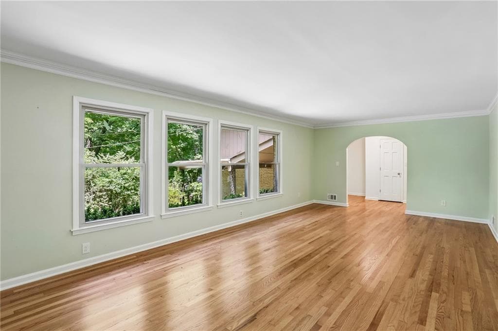 4 bedroom, 3 bathroom, 3,518 sq ft single family residence under contract at 2032 Gunstock Drive, Tucker, GA 30087 — photo 7