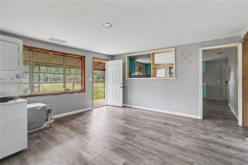 3 bedroom, 2 bathroom, 1,333 sq ft single family residence for sale at 2295 Bethsaida Road, Riverdale, GA 30296 — photo 4