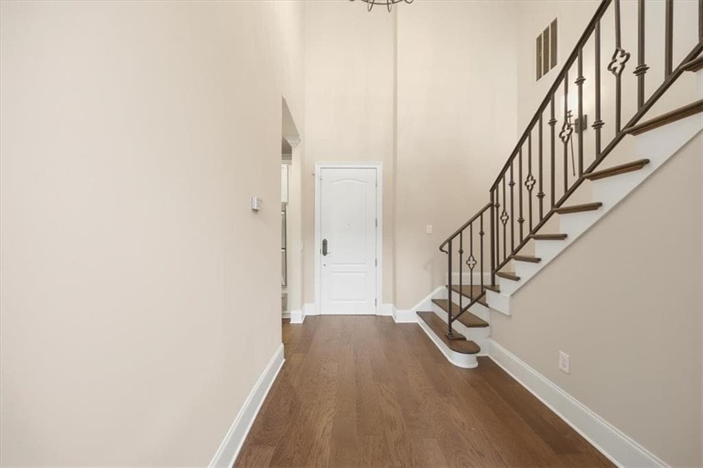 3 bedroom, 3 bathroom, 2,669 sq ft condominium for sale at 3280 Stillhouse Lane 401, Atlanta, GA 30339 — photo 6