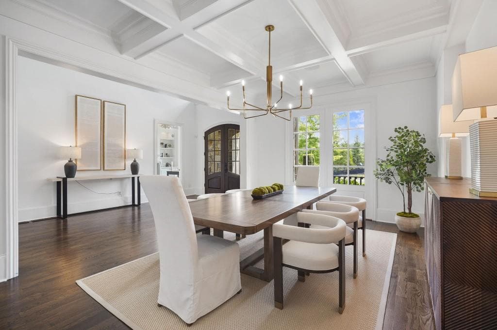 8 bedroom, 10 bathroom, 9,937 sq ft single family residence for sale at 3213 Balley Forrest Drive, Milton, GA 30004 — photo 10