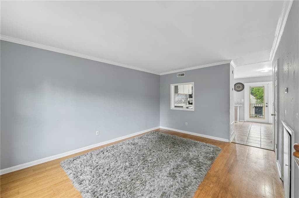 2 bedroom, 2 bathroom, 960 sq ft condominium for sale at 3071 Colonial Way H, Atlanta, GA 30341 — photo 4