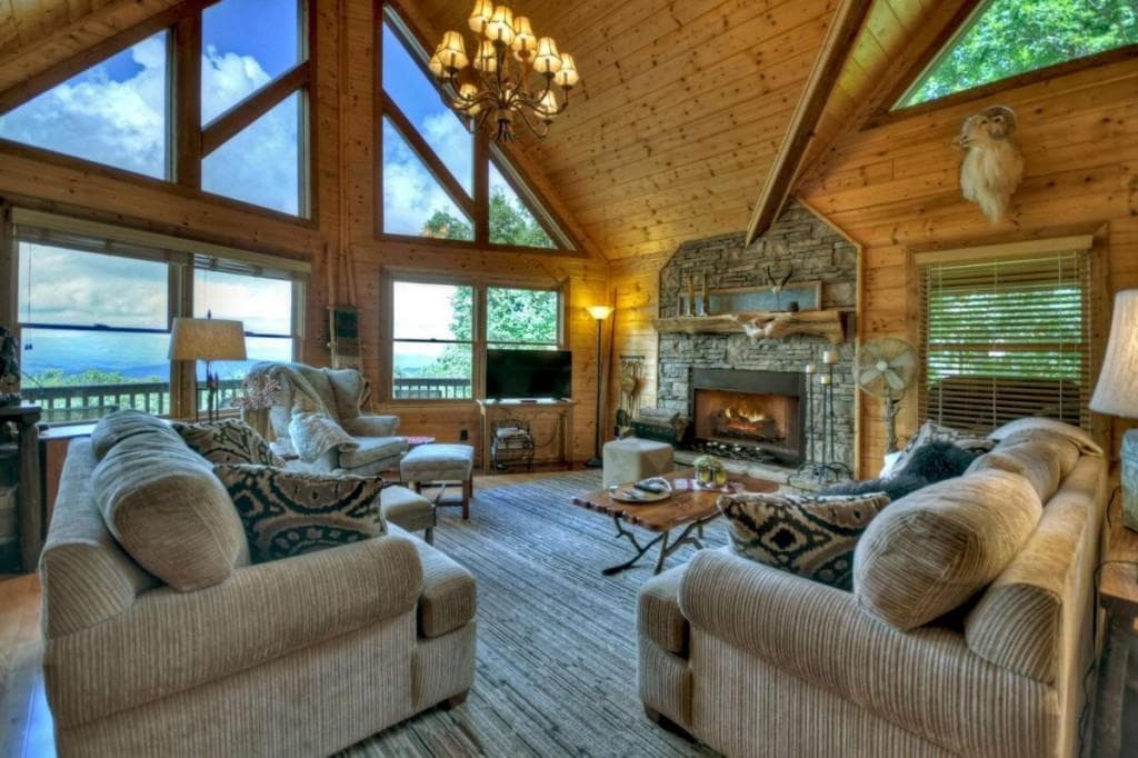 4 bedroom, 4 bathroom, 2,970 sq ft single family residence for sale at 1404 Mountain High Drive, Mineral Bluff, GA 30559 — photo 10