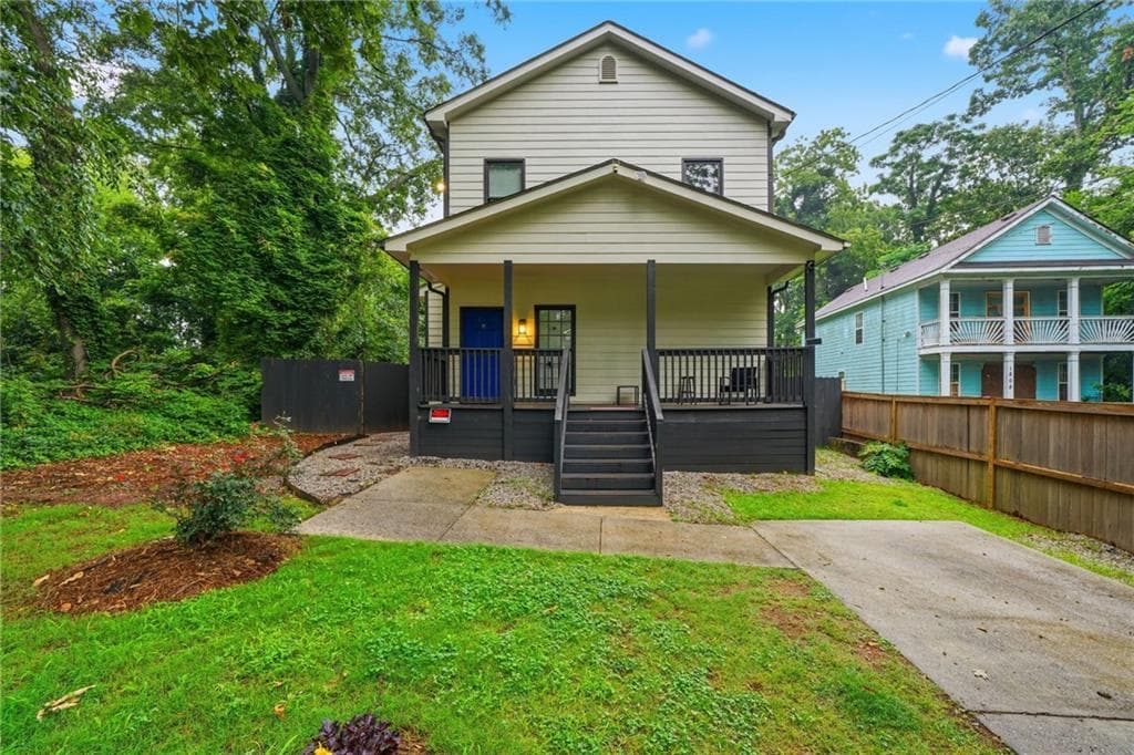 5 bedroom, 2 bathroom, 1,980 sq ft single family residence for sale at 1806 Charleston Avenue, Atlanta, GA 30315 — photo 1 of 44