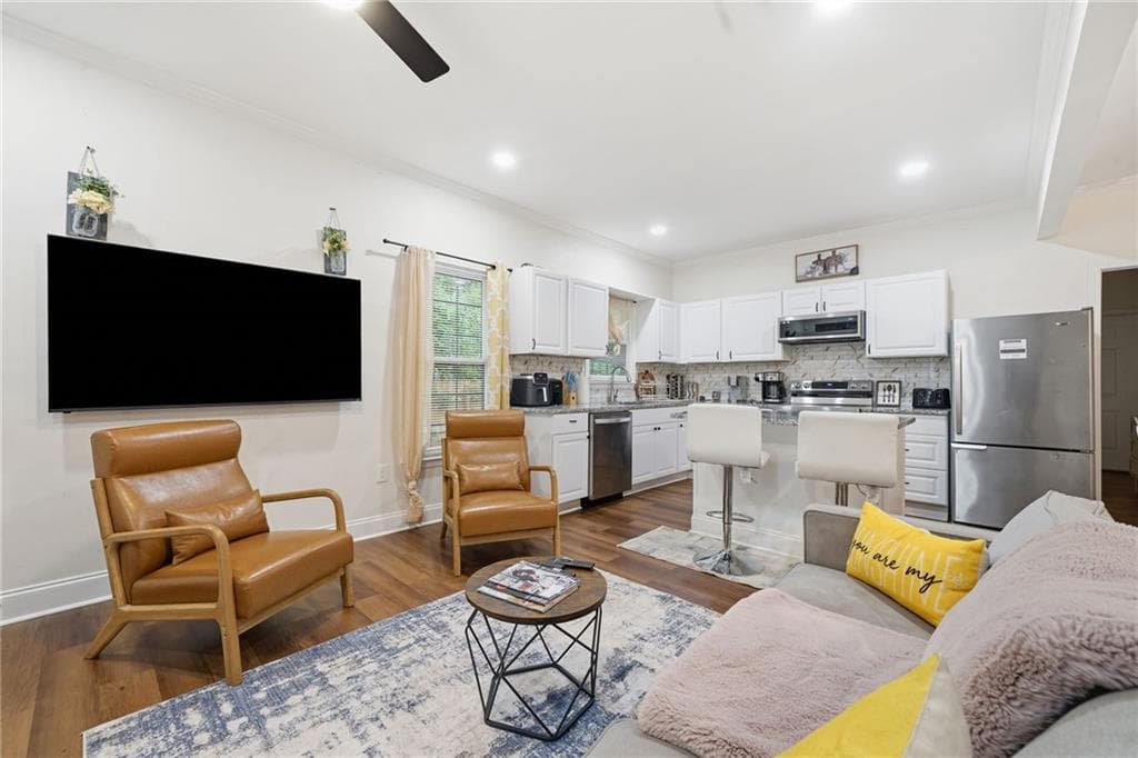 5 bedroom, 2 bathroom, 1,980 sq ft single family residence for sale at 1806 Charleston Avenue, Atlanta, GA 30315 — photo 8