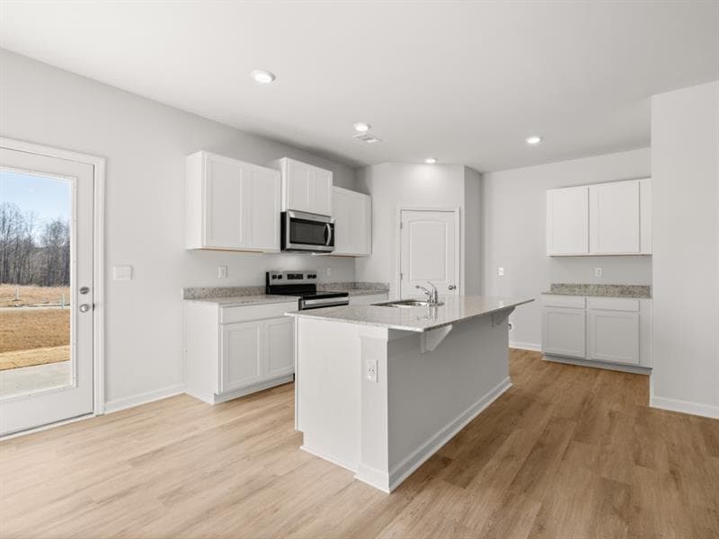 3 bedroom, 3 bathroom, 1,877 sq ft townhouse for sale at 214 Deerberry Drive, Jasper, GA 30143 — photo 6