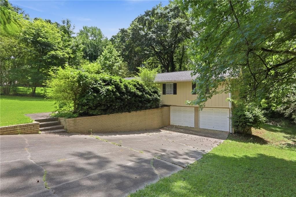 4 bedroom, 2 bathroom, 1,434 sq ft single family residence for sale at 4505 Wonder Valley Trail, Decatur, GA 30034 — photo 2