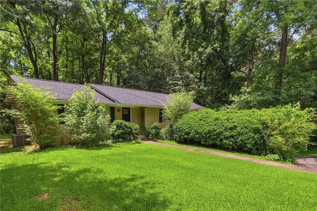 4 bedroom, 2 bathroom, 1,434 sq ft single family residence for sale at 4505 Wonder Valley Trail, Decatur, GA 30034 — photo 3